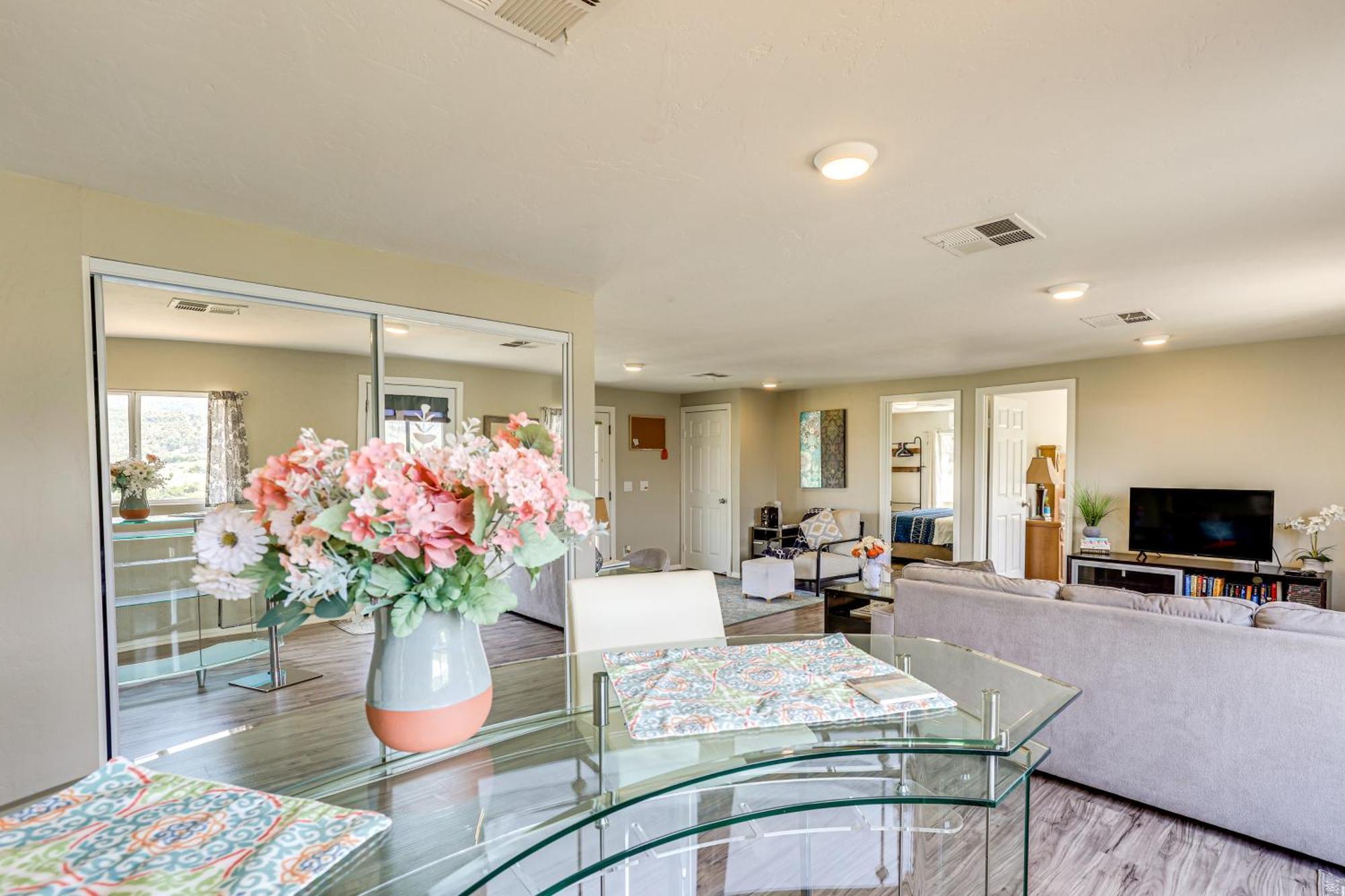 Villa Escondido Vineyard Estate Walk To Wineries! Exterior foto